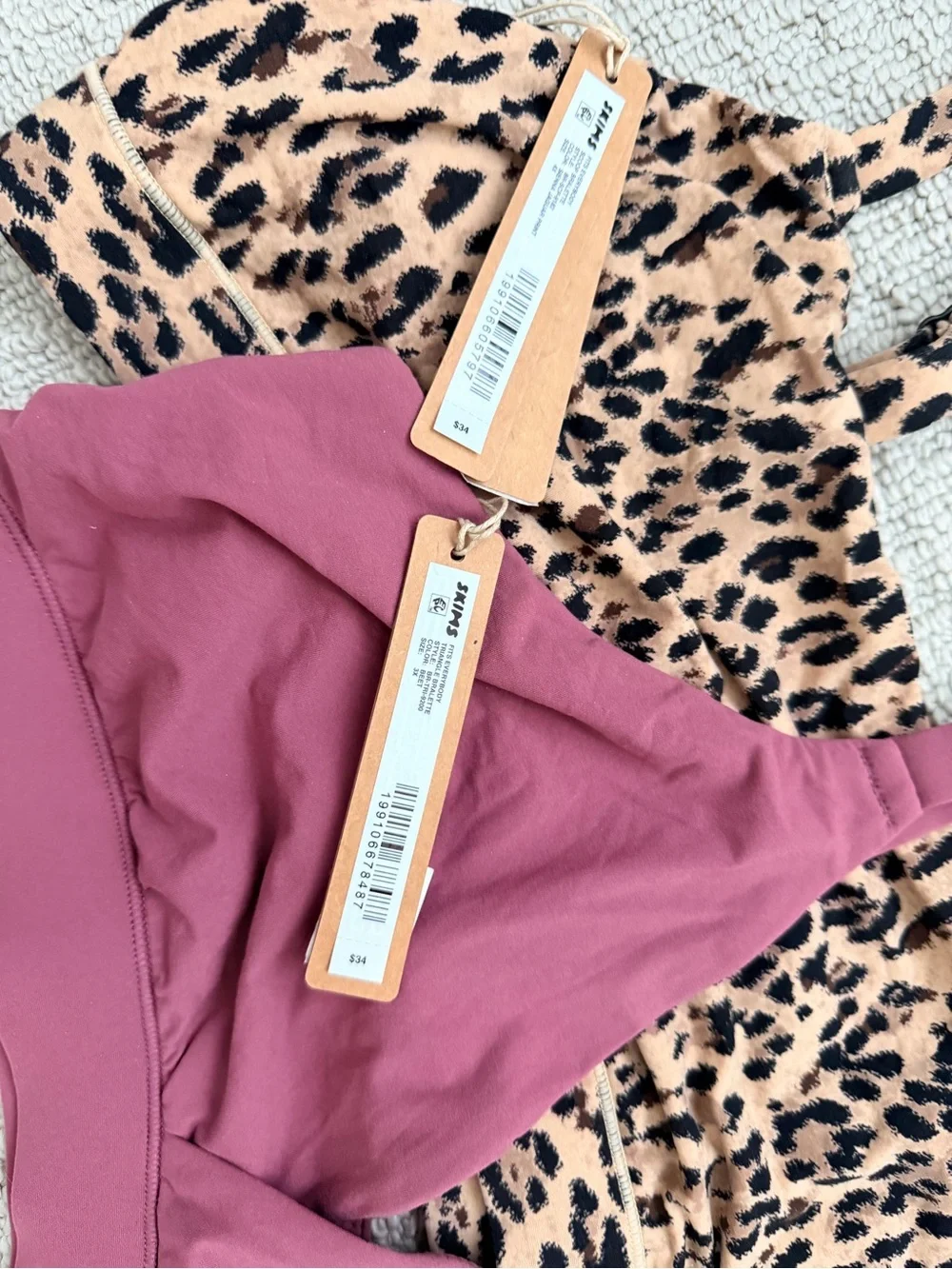 SKIMS Fits Everybody Bras bundle of 2 - Picture 2 of 2